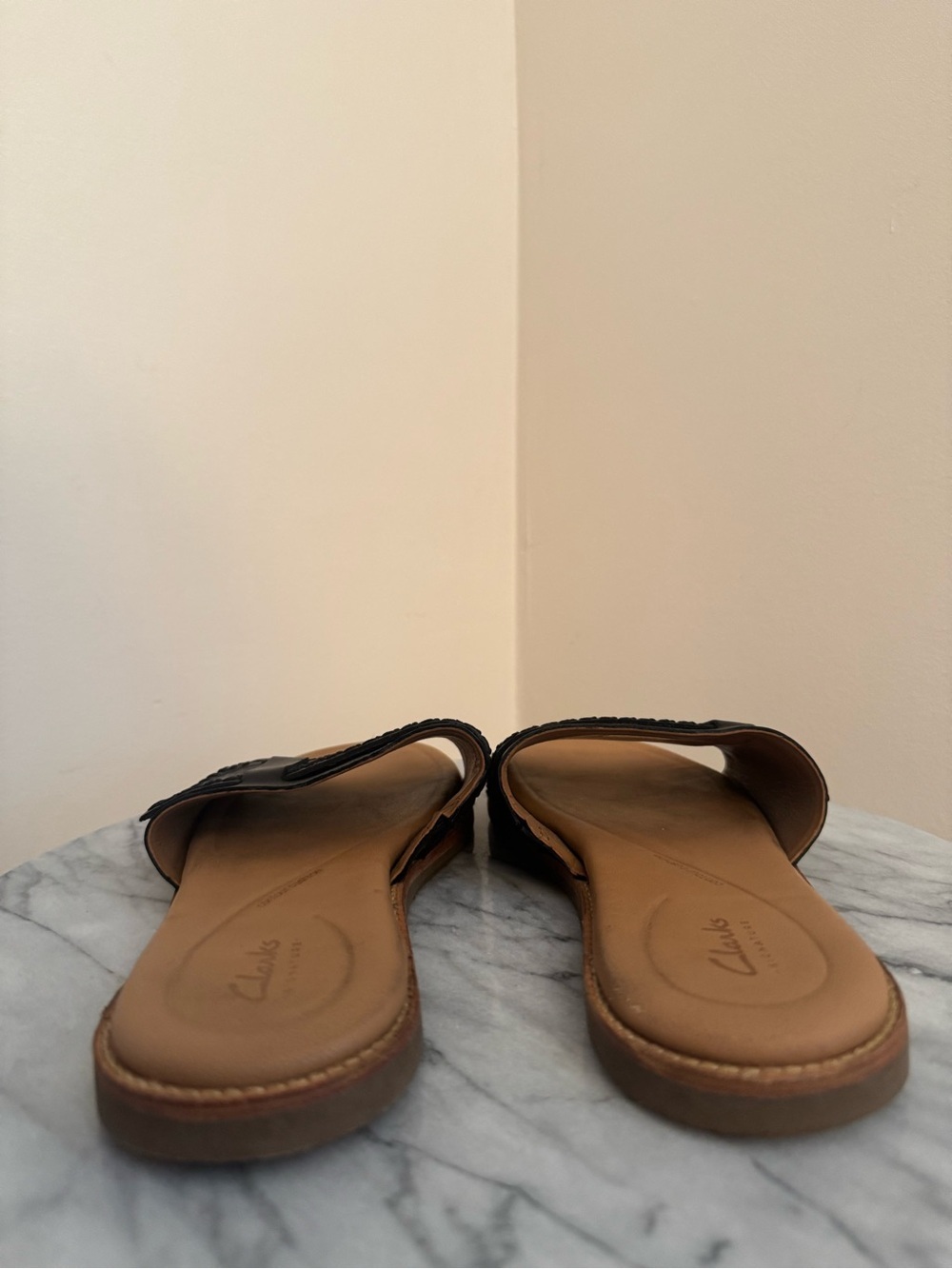 Clarks Maritime Mule Comfort Cushion Black Leather Slide Sandals Women’s 9.5 - Picture 7 of 9